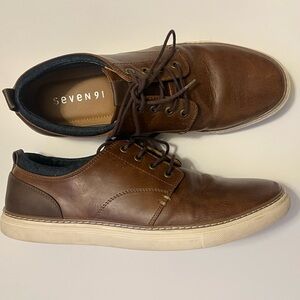 Seven7 Men's Tan and Brown Oxfords